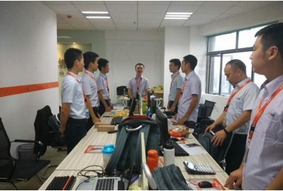 誠(chéng)信為基，專(zhuān)業(yè)為本 房訊網(wǎng)，您值得信賴(lài)的房產(chǎn)服務(wù)伙伴